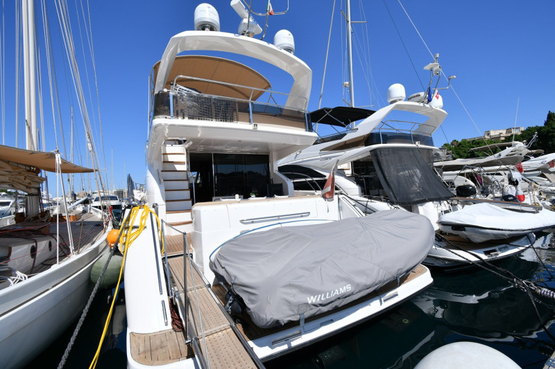 2009 62' 0" PRINCESS YACHTS
