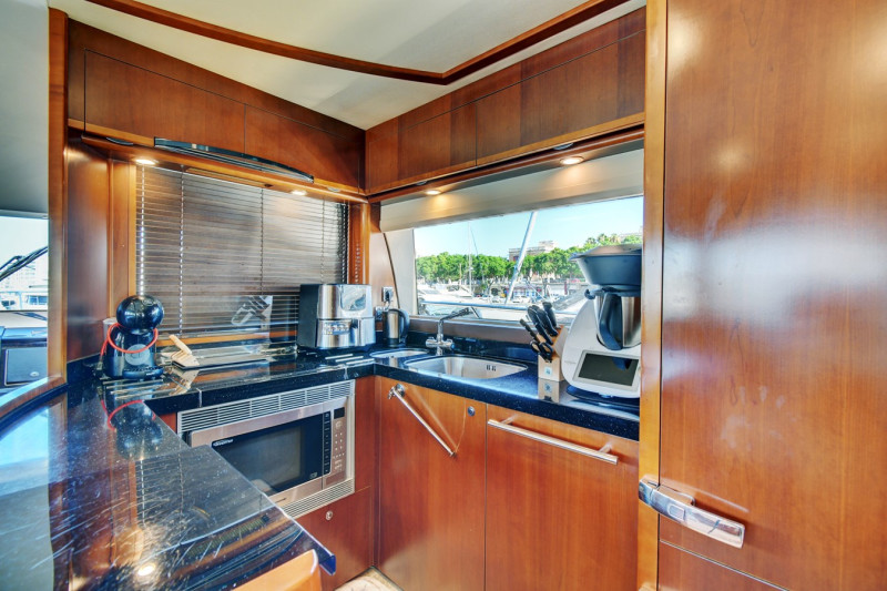 2009 62' 0" PRINCESS YACHTS