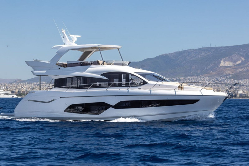 MANHATTAN 66 2018 68' 3" SUNSEEKER