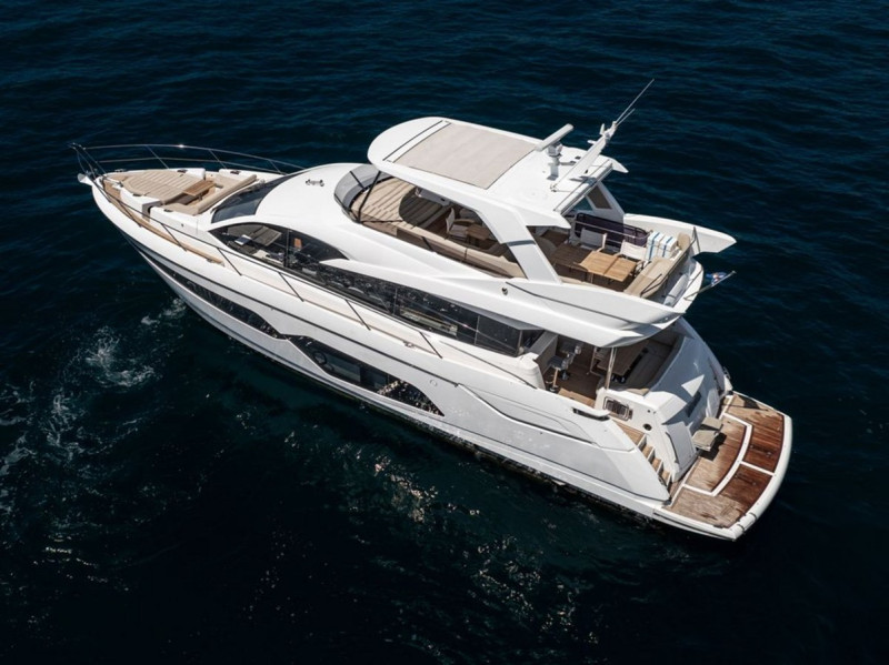 MANHATTAN 66 2018 68' 3" SUNSEEKER
