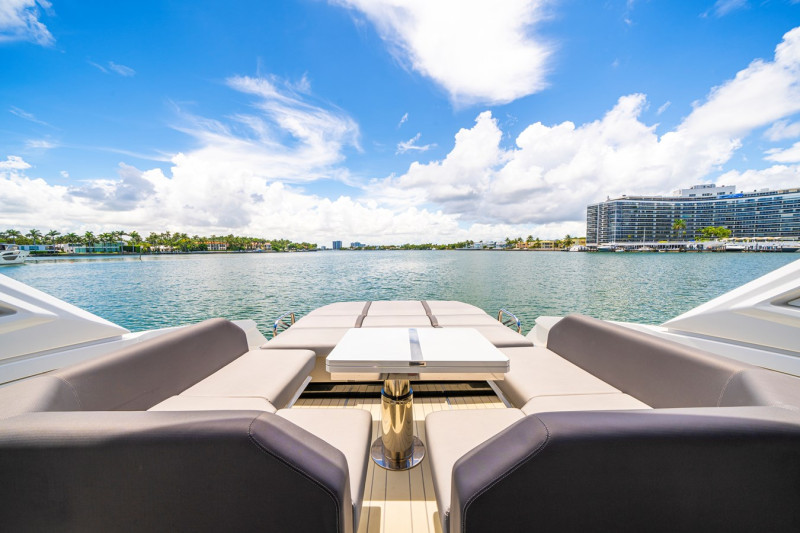 SUPERHAWK 55 2024 55' 0" SUNSEEKER