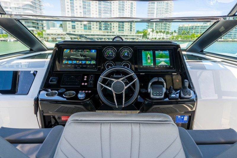 SUPERHAWK 55 2024 55' 0" SUNSEEKER