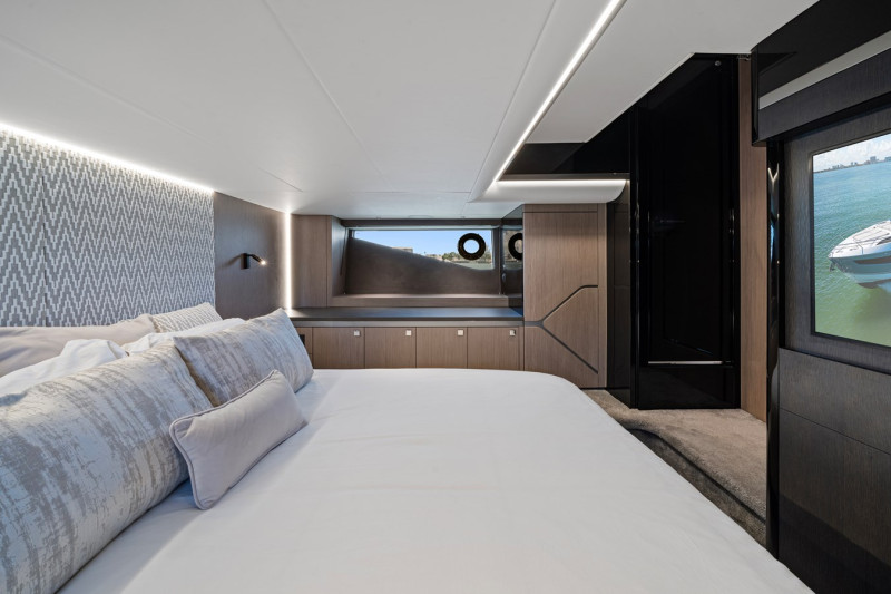 SUPERHAWK 55 2024 55' 0" SUNSEEKER