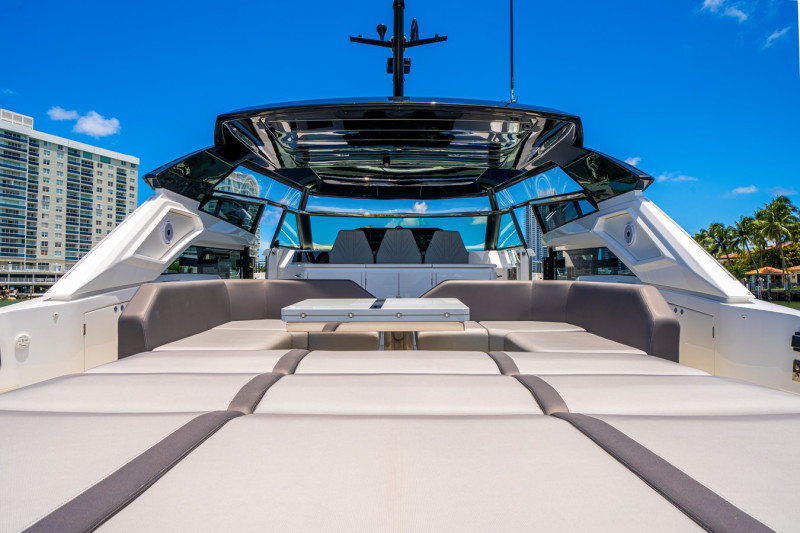 SUPERHAWK 55 2024 55' 0" SUNSEEKER