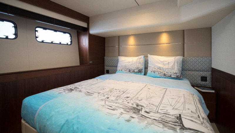 Y75 2020 78' 8" PRINCESS YACHTS