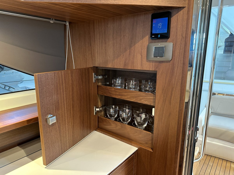 F45 2024 47' 1" PRINCESS YACHTS