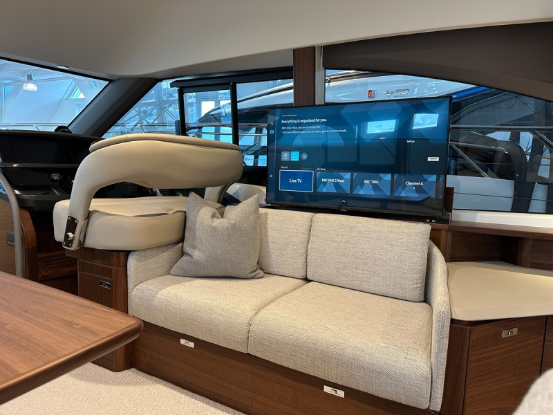 F45 2024 47' 1" PRINCESS YACHTS