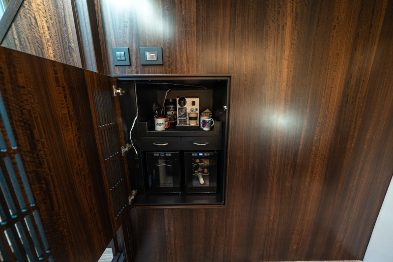 PREDATOR 65 2022 65' 0" SUNSEEKER