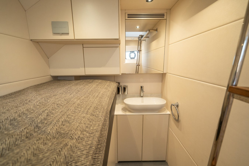 PREDATOR 65 2022 65' 0" SUNSEEKER