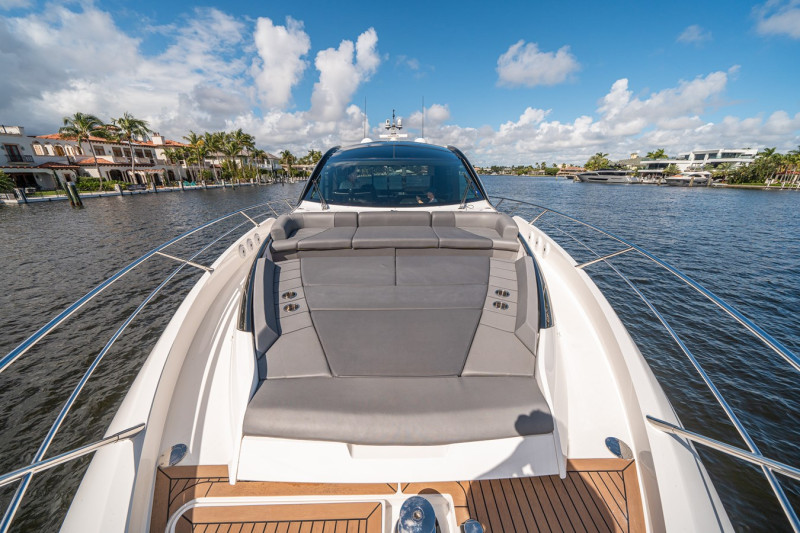 PREDATOR 65 2022 65' 0" SUNSEEKER