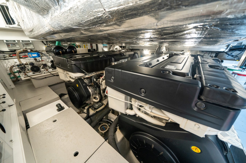 PREDATOR 65 2022 65' 0" SUNSEEKER