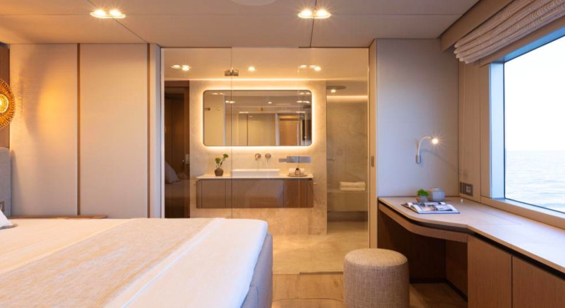 2025 93' 11" SUNREEF YACHTS