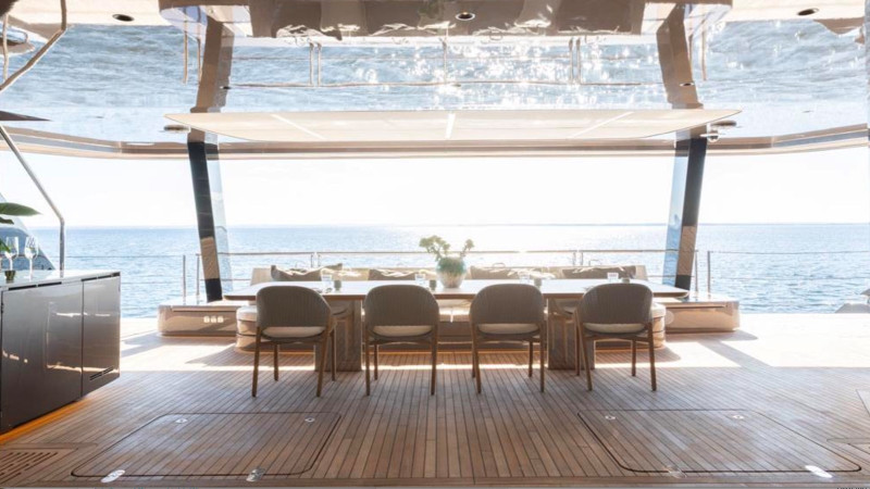 2025 93' 11" SUNREEF YACHTS