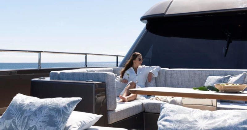 2025 93' 11" SUNREEF YACHTS