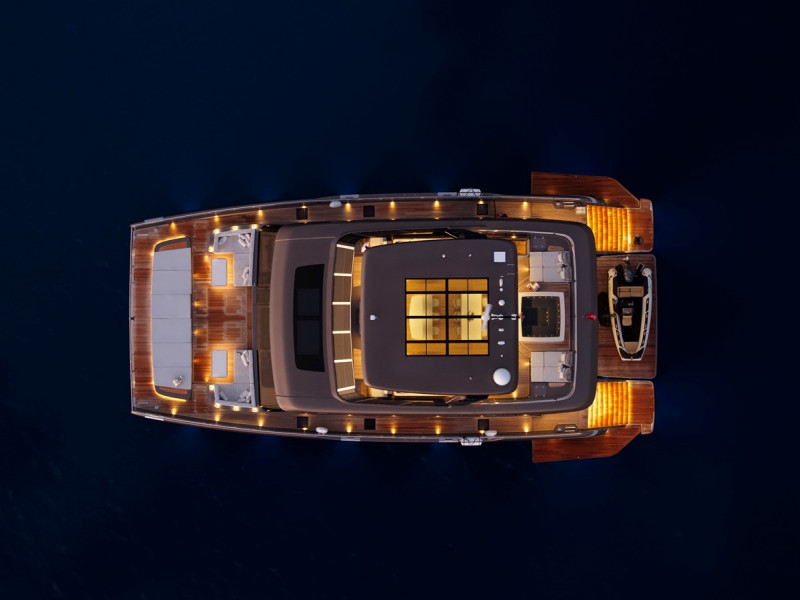 2025 93' 11" SUNREEF YACHTS