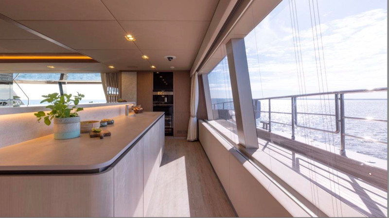 2025 93' 11" SUNREEF YACHTS