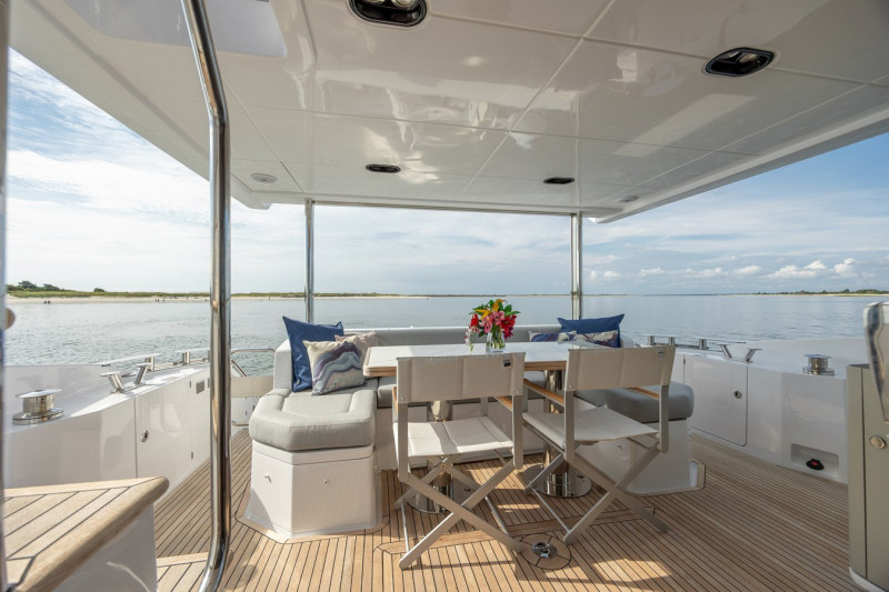 60 FLY 2023 60' 0" AZIMUT YACHTS