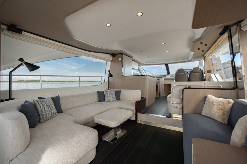 60 FLY 2023 60' 0" AZIMUT YACHTS