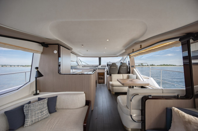 60 FLY 2023 60' 0" AZIMUT YACHTS