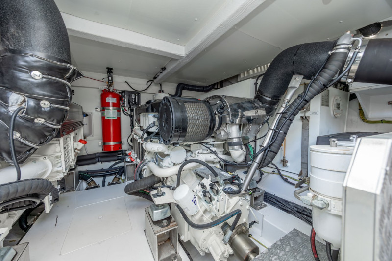 60 FLY 2023 60' 0" AZIMUT YACHTS