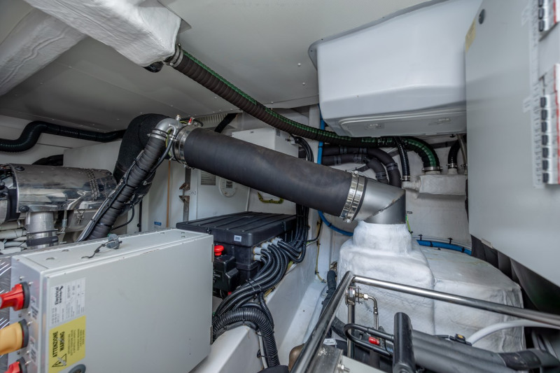 60 FLY 2023 60' 0" AZIMUT YACHTS