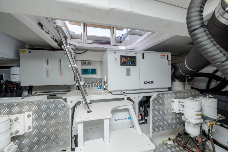 60 FLY 2023 60' 0" AZIMUT YACHTS