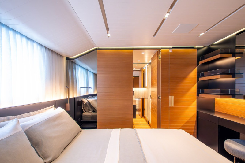 SL102A 2018 102' 0" SANLORENZO YACHTS