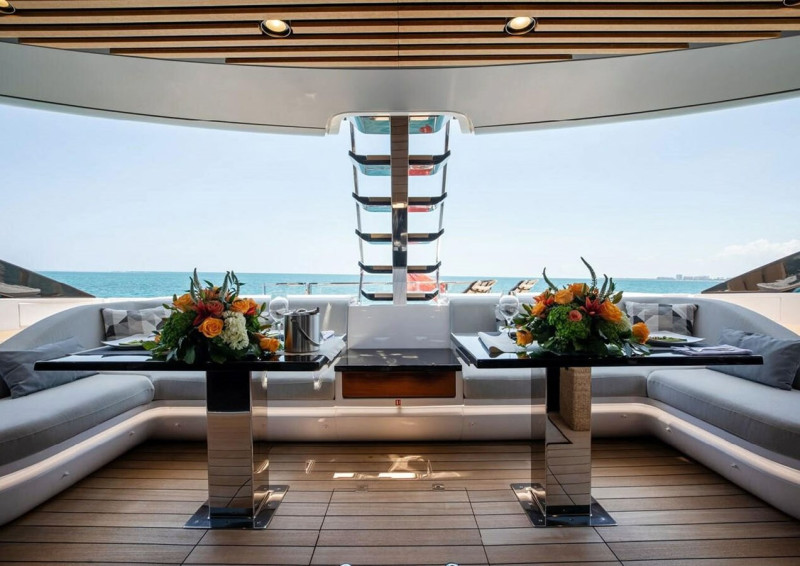 S10 2022 94' 3" AZIMUT YACHTS