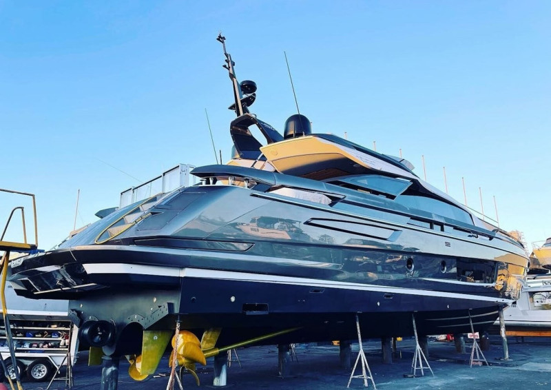S10 2022 94' 3" AZIMUT YACHTS