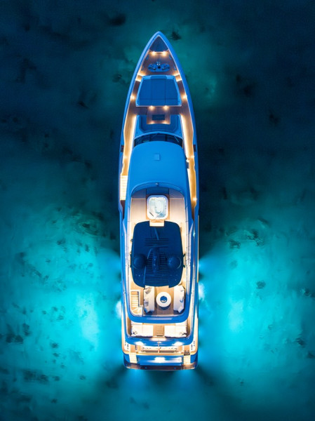 NAVETTA 33 2019 108' 3" CUSTOM LINE