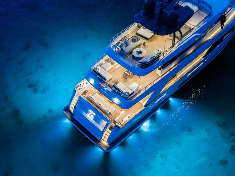 NAVETTA 33 2019 108' 3" CUSTOM LINE