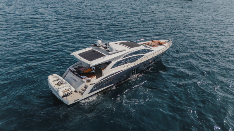 ABSOLUTE 70 STY 2010 ABSOLUTE