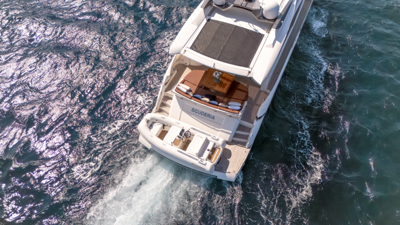 ABSOLUTE 70 STY 2010 ABSOLUTE