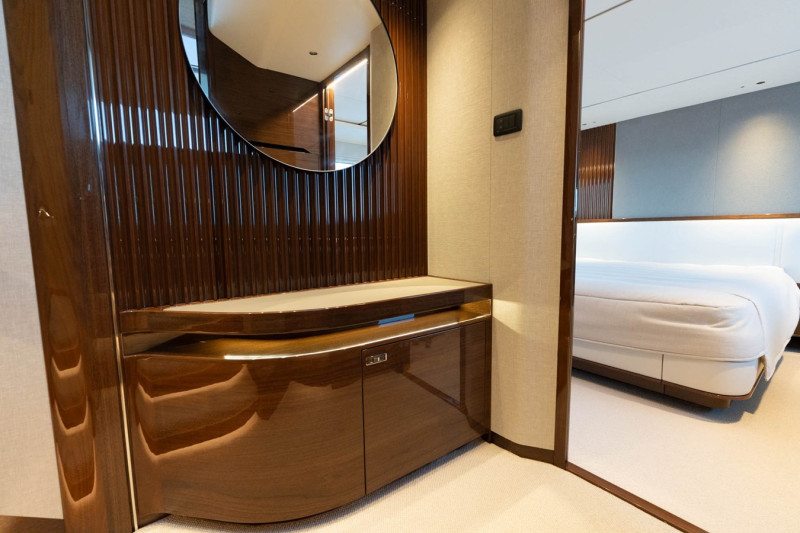 S80 2025 83' 4" PRINCESS YACHTS