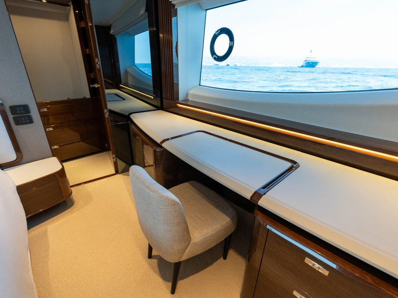 S80 2025 83' 4" PRINCESS YACHTS