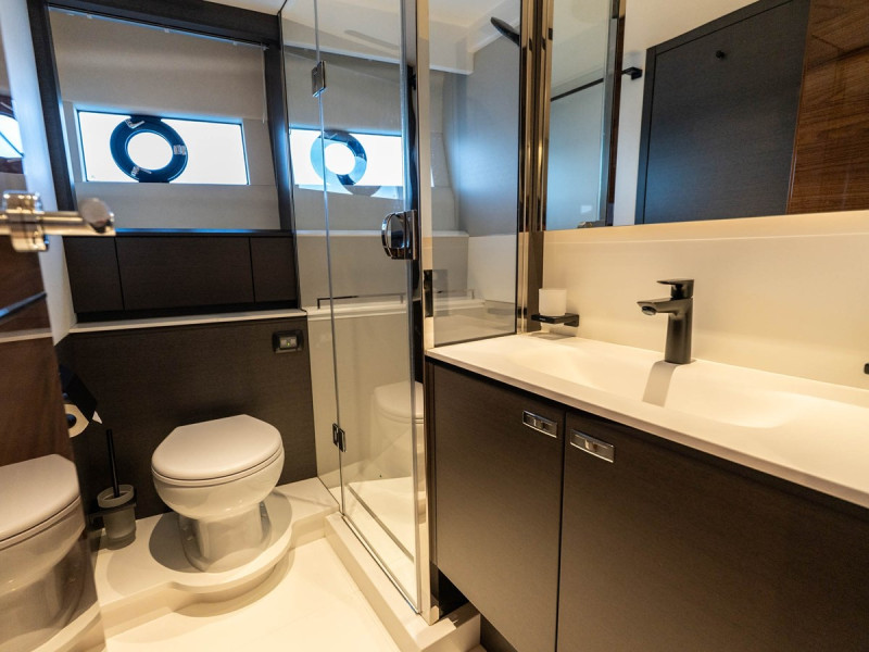 S80 2025 83' 4" PRINCESS YACHTS