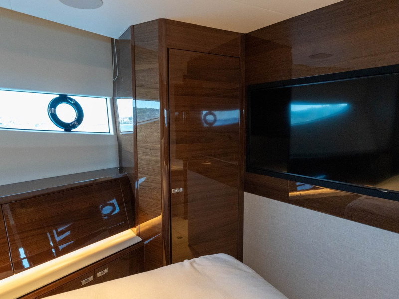 S80 2025 83' 4" PRINCESS YACHTS