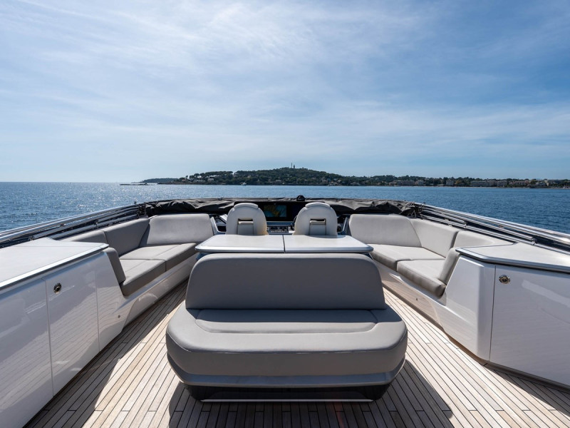 S80 2025 83' 4" PRINCESS YACHTS