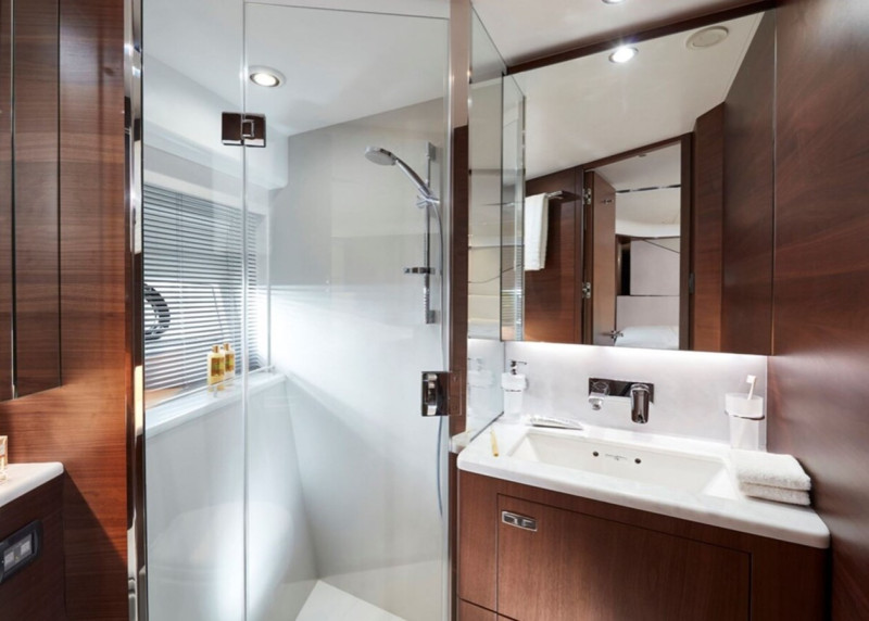 S78 2021 80' 11" PRINCESS YACHTS