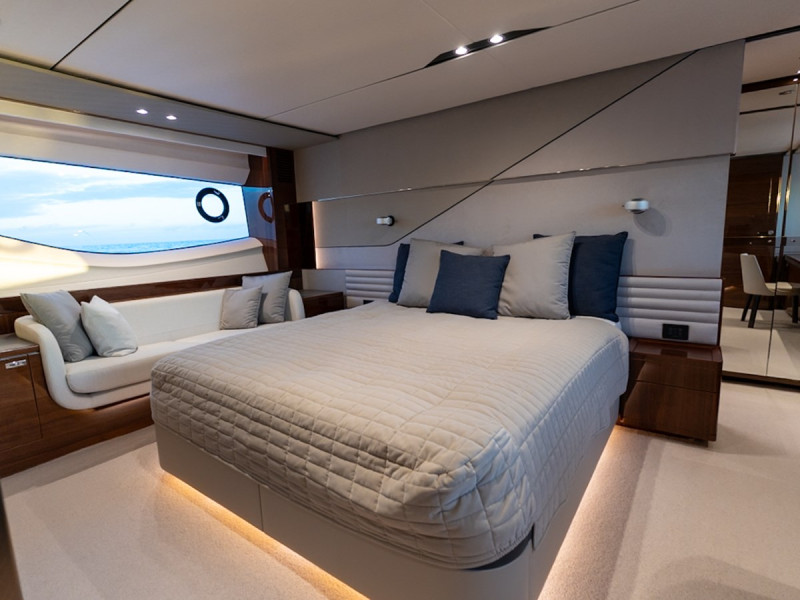 S78 2021 PRINCESS YACHTS