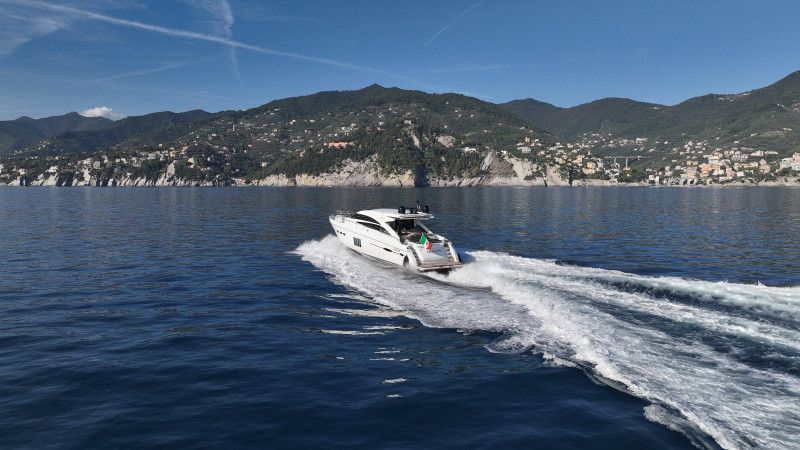 V72 2011 68' 0" PRINCESS YACHTS