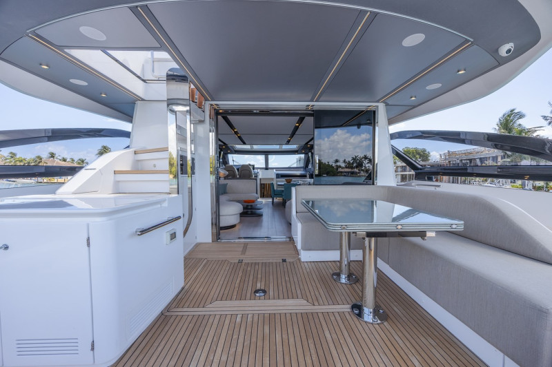 S8 2023 80' 0" AZIMUT YACHTS