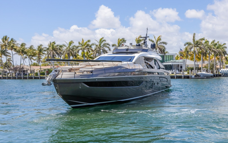 S8 2023 80' 0" AZIMUT YACHTS