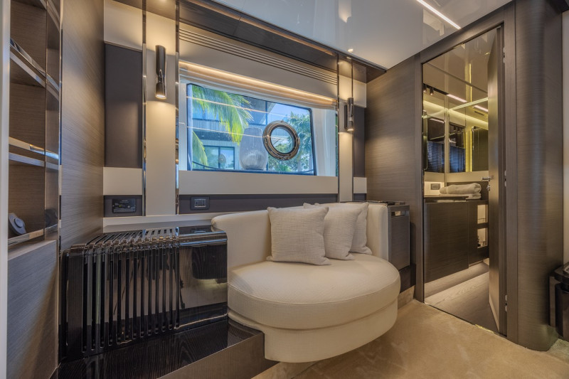 S8 2023 80' 0" AZIMUT YACHTS