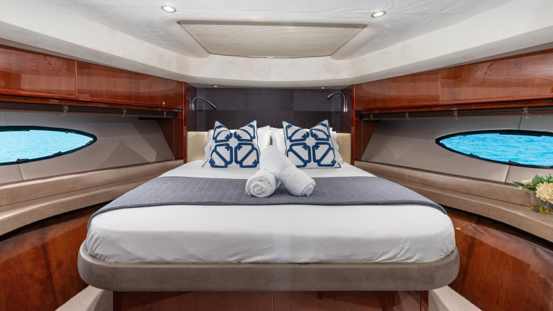 P72 2014 73' 9" PRINCESS YACHTS