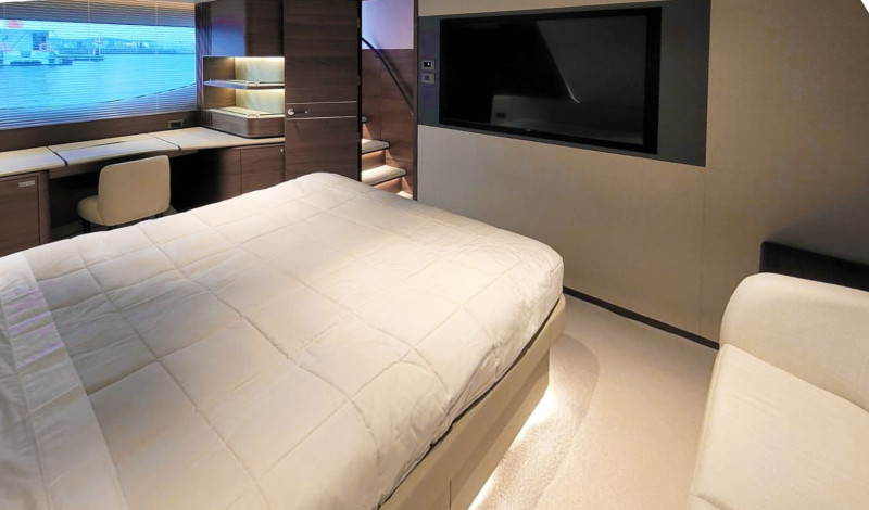 2024 72' 0" PRINCESS YACHTS