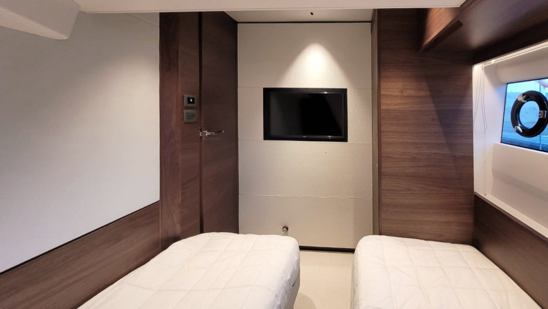 2024 72' 0" PRINCESS YACHTS