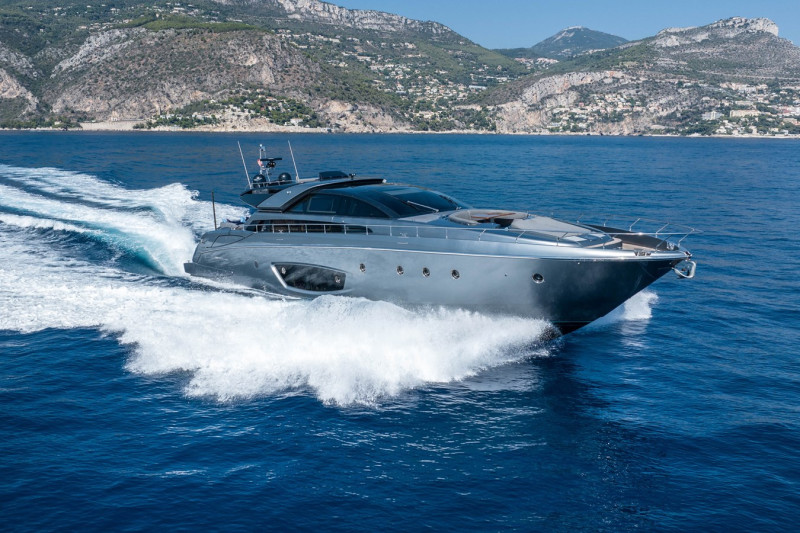 DOMINO 86 2010 86' 7" RIVA YACHT