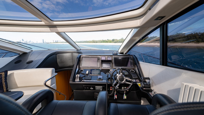 PREDATOR 68 2013 71' 2" SUNSEEKER