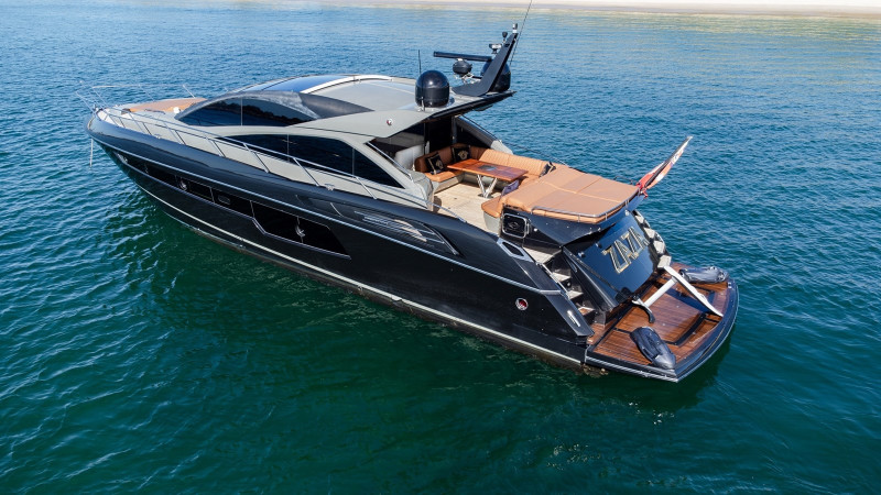 PREDATOR 68 2013 71' 2" SUNSEEKER